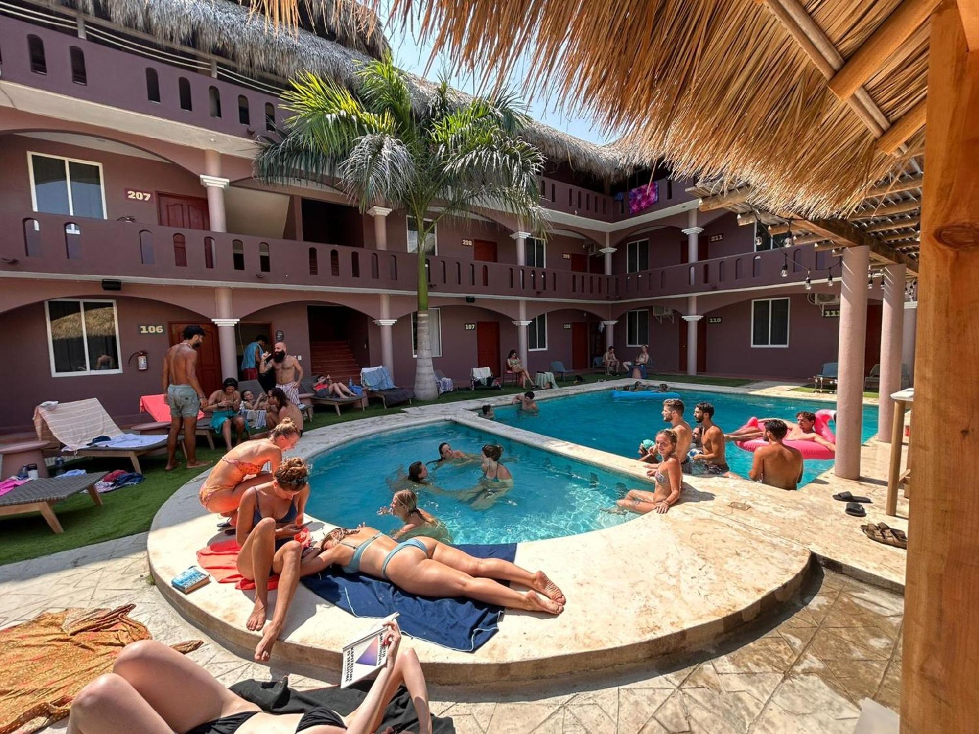 Viajero Puerto Escondido Hostel Exterior photo